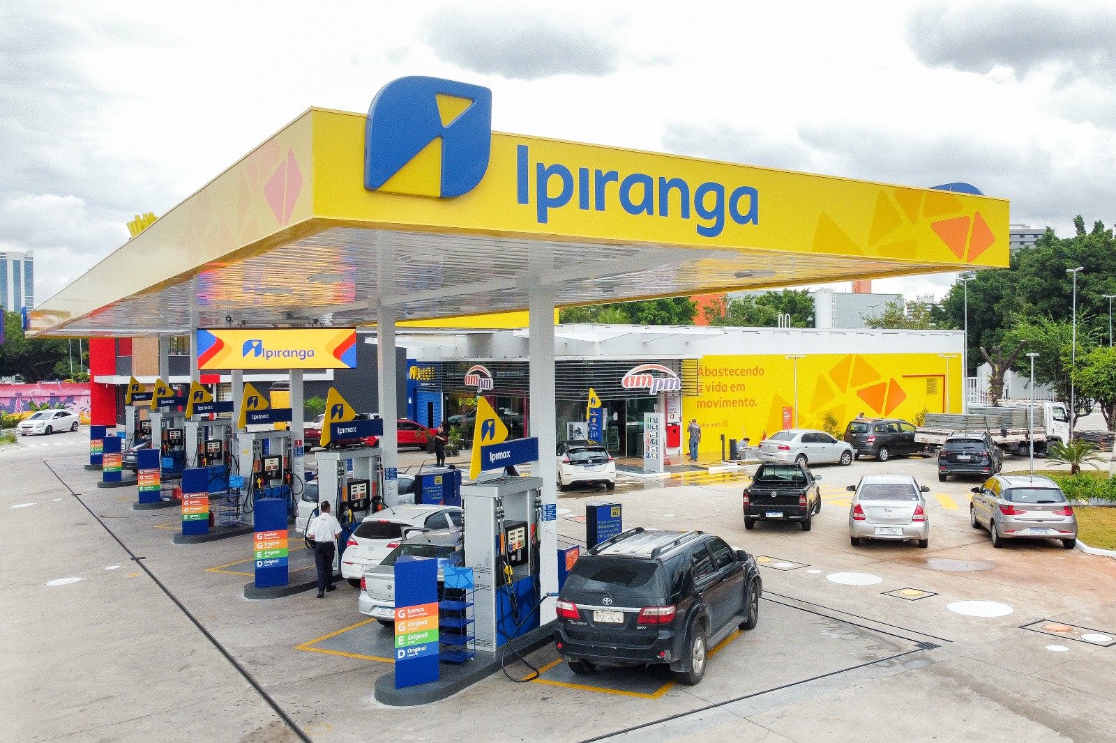 Ipiranga Inaugura Posto Nova Marca E Lan A Linha De Produtos Ipimax