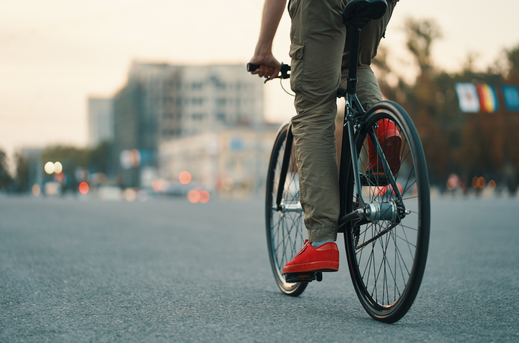 CTB punirá com mais rigor condutores que não reduzirem a velocidade para ciclistas