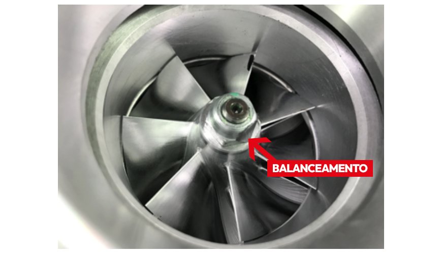 balanceamento dinâmico realizado em equipamentos especializados, onde todo o sistema rotativo interno da carcaça central está em movimento com rotações acima de 150 mil rpm)