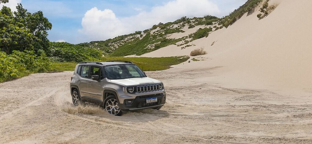 Jeep Renegade nas dunas