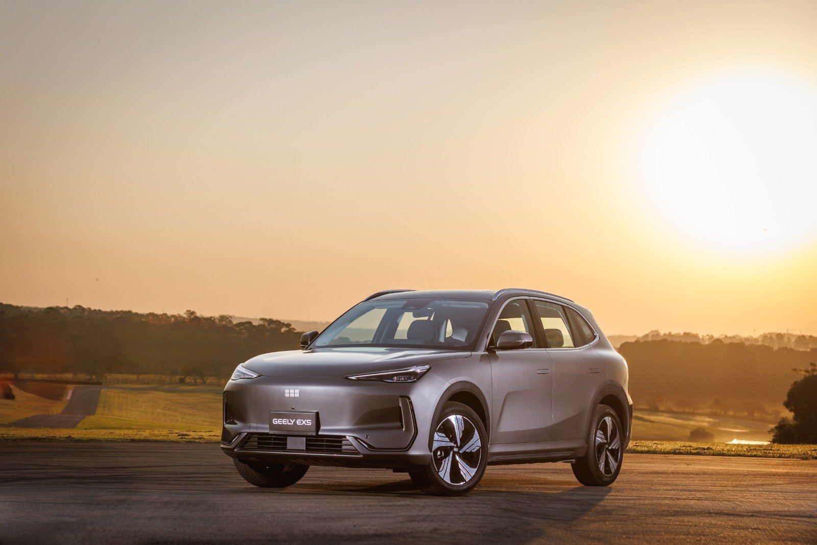 GEELY EX5: tecnologia, design e inteligência definem o primeiro veículo 100% elétrico da marca no Brasil