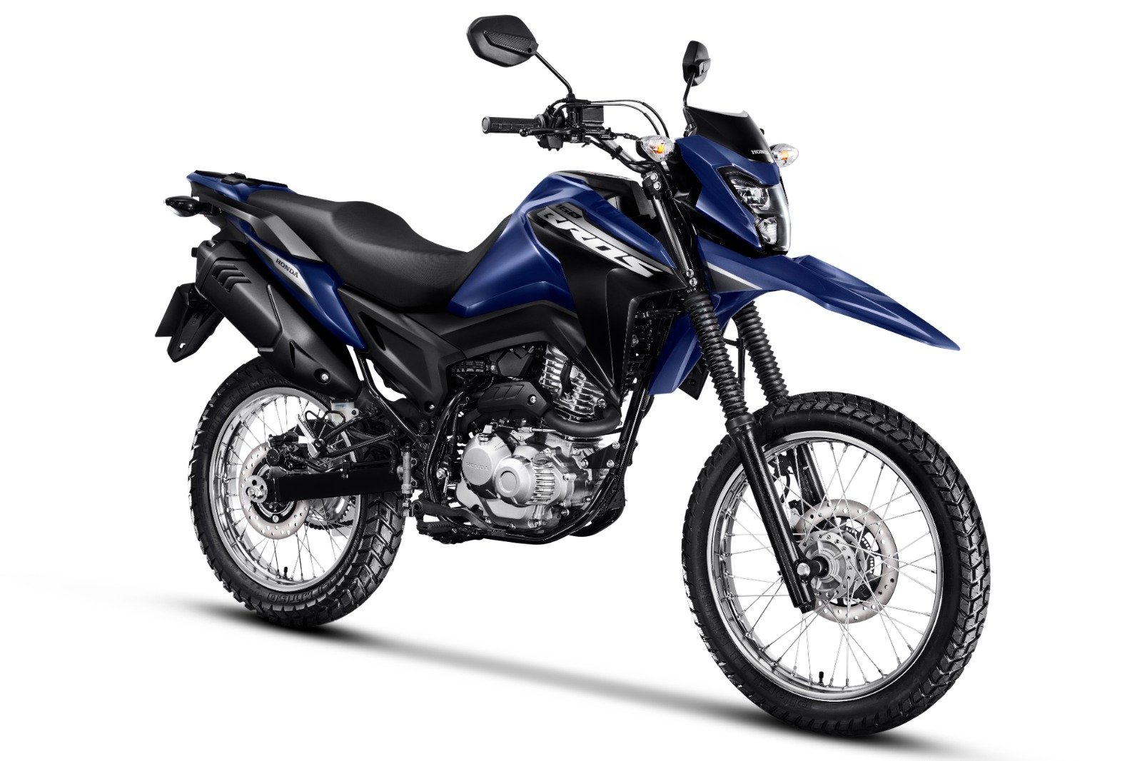 Honda NXR 160 Bros 2026: versatilidade e confiança com nova cor na versão CBS