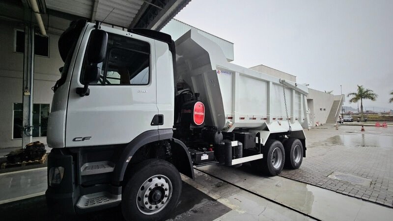 Linha Daf