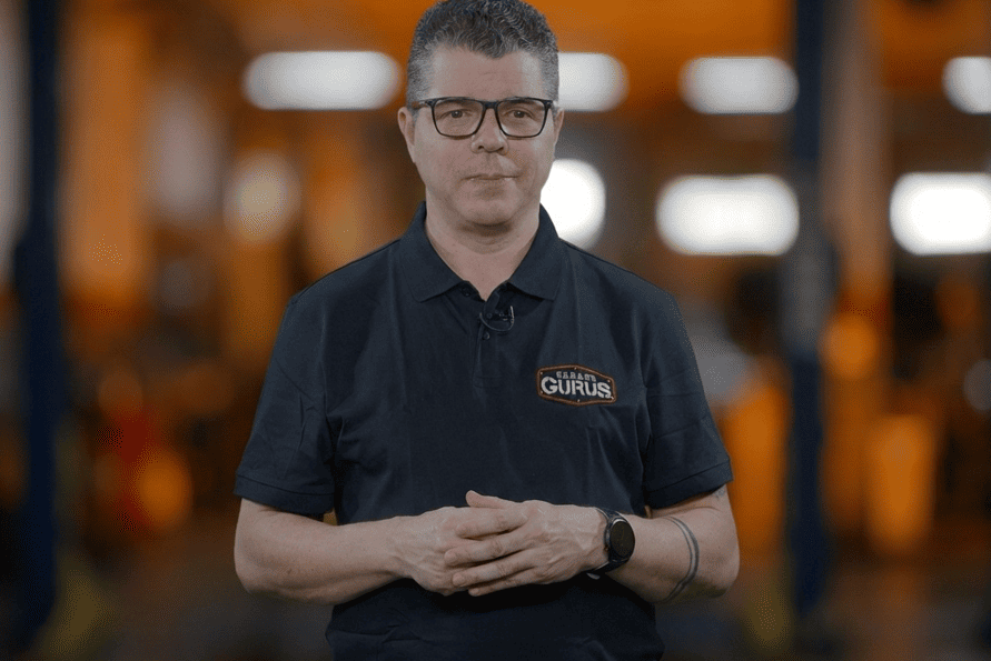 Juliano Caretta - Garage Gurus