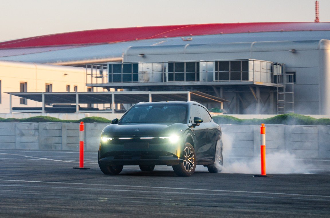 Zeekr conquista recorde mundial com o SUV elétrico 7X – Revista